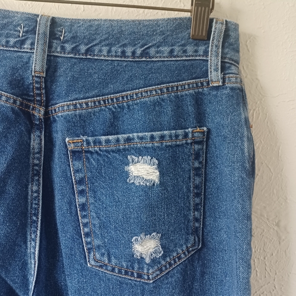 Forever 21 High Waist Ripped Mom Jeans - Picture 7 of 8